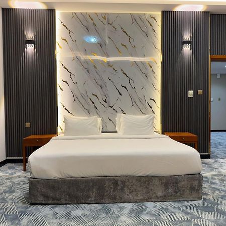 Al Massa Plus Hotel Al Ain Exterior photo